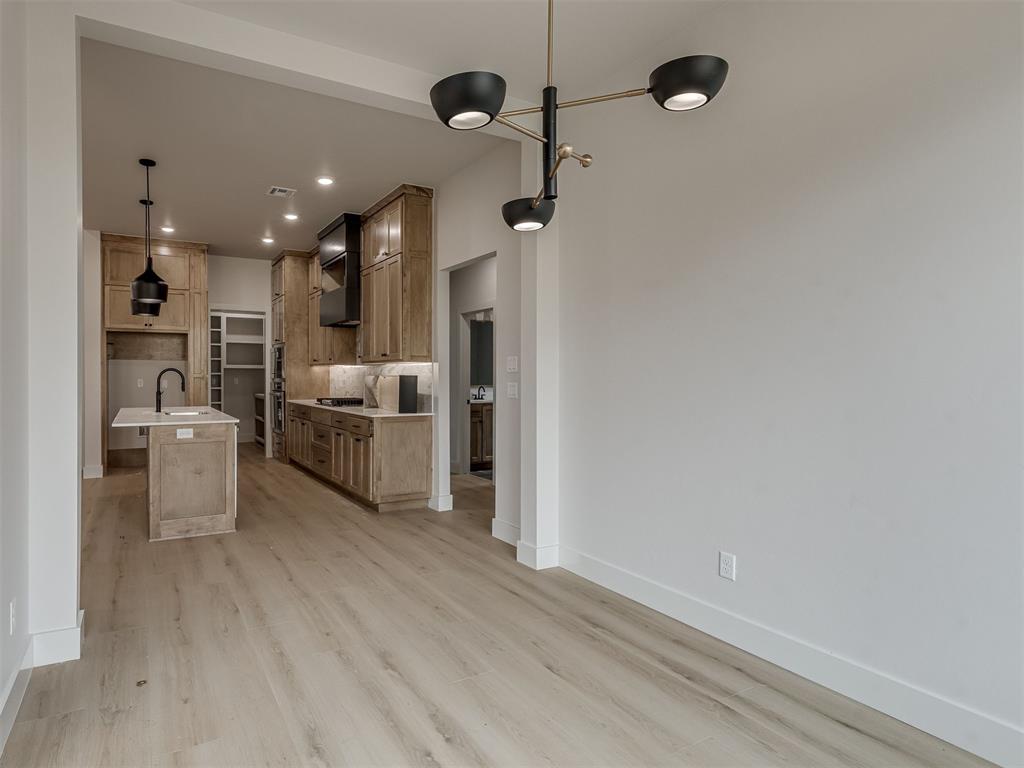 5613 NW 154th Terrace