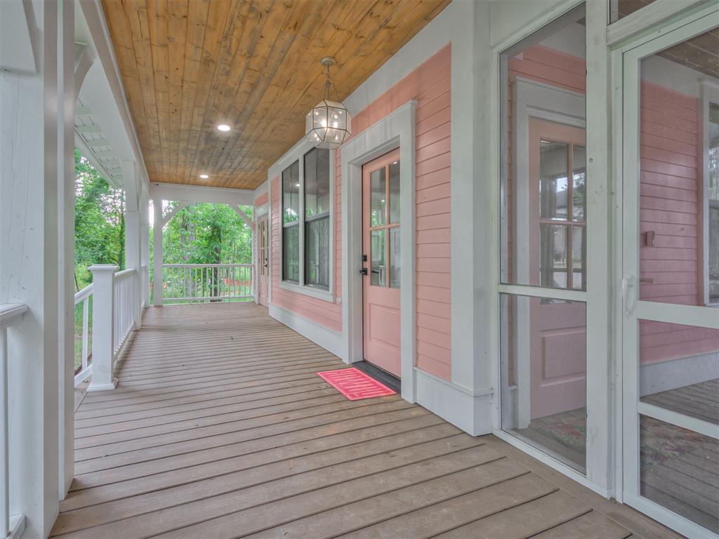 18246 Willowbrooke Court