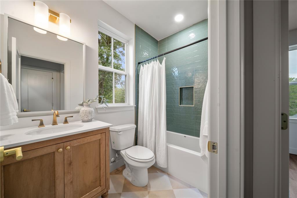 18313 Wishing Well Way