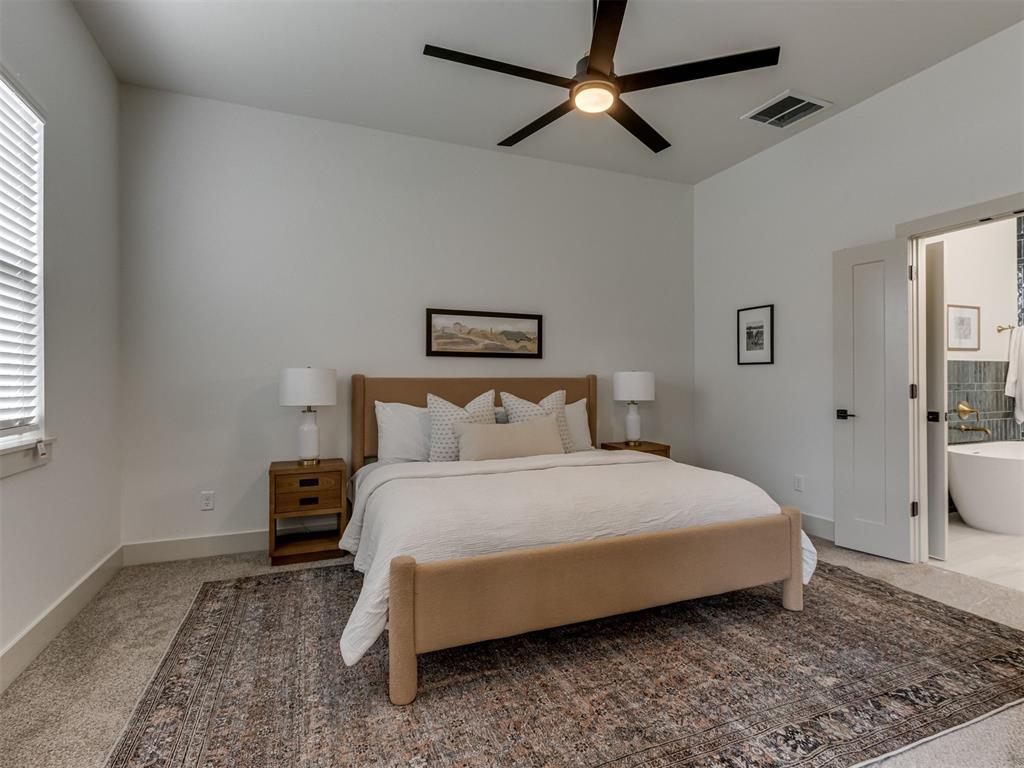 5709 NW 154th Terrace