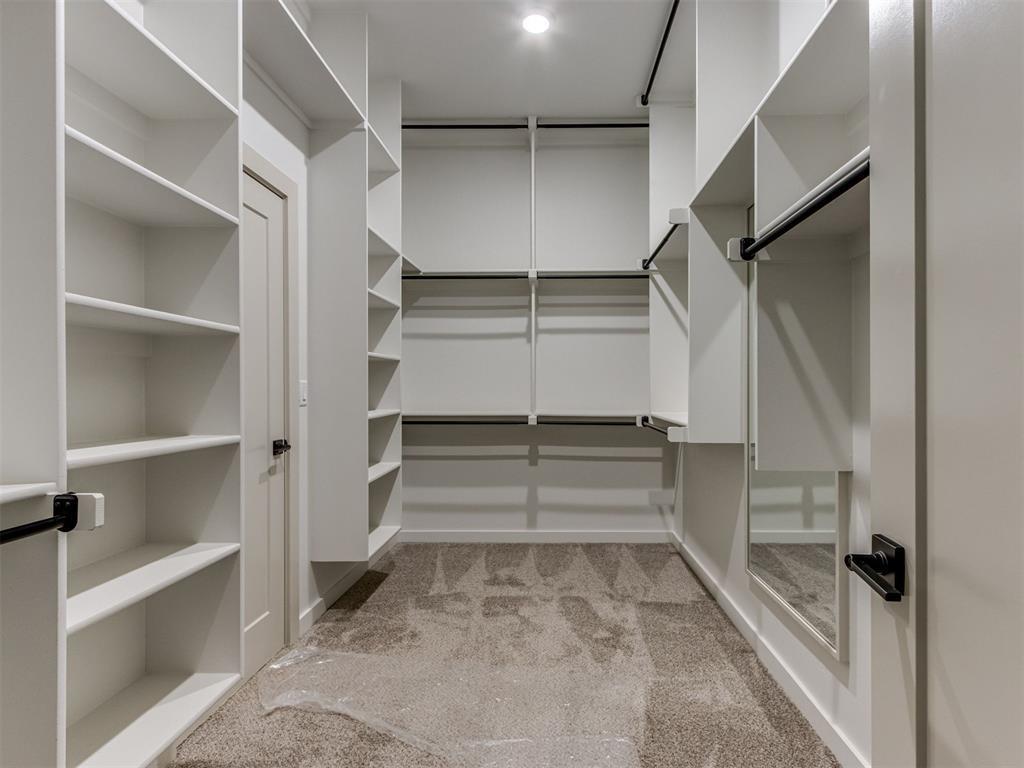 5709 NW 154th Terrace