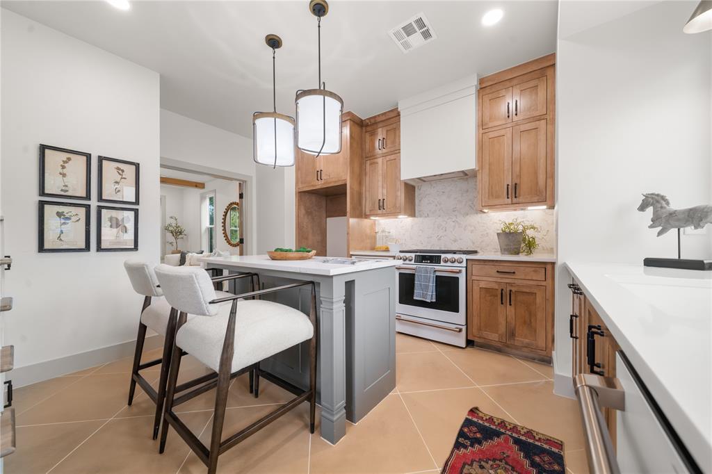 18266 Willowbrooke Court