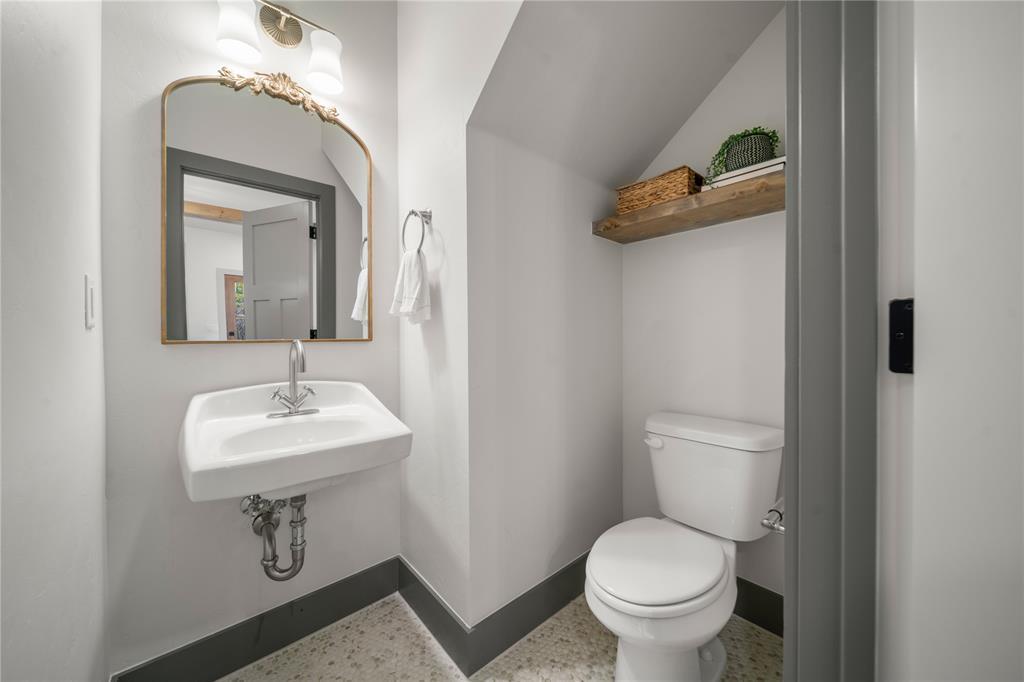 18266 Willowbrooke Court