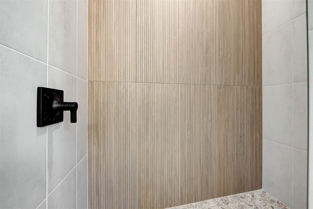 5613 NW 154th Terrace