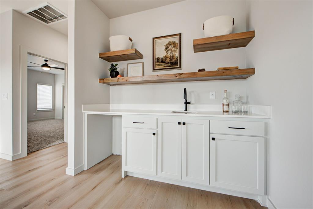 5613 NW 154th Terrace