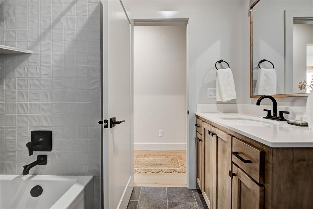 5613 NW 154th Terrace