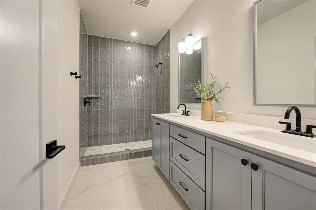 5620 NW 154th Terrace