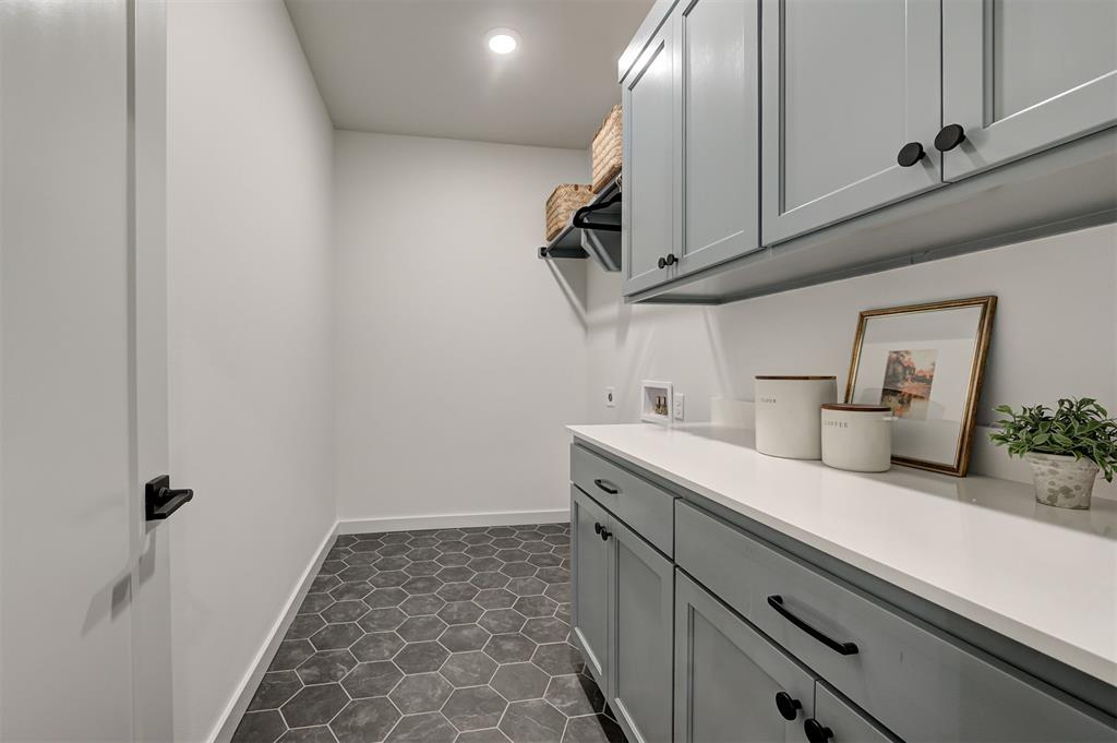 5620 NW 154th Terrace