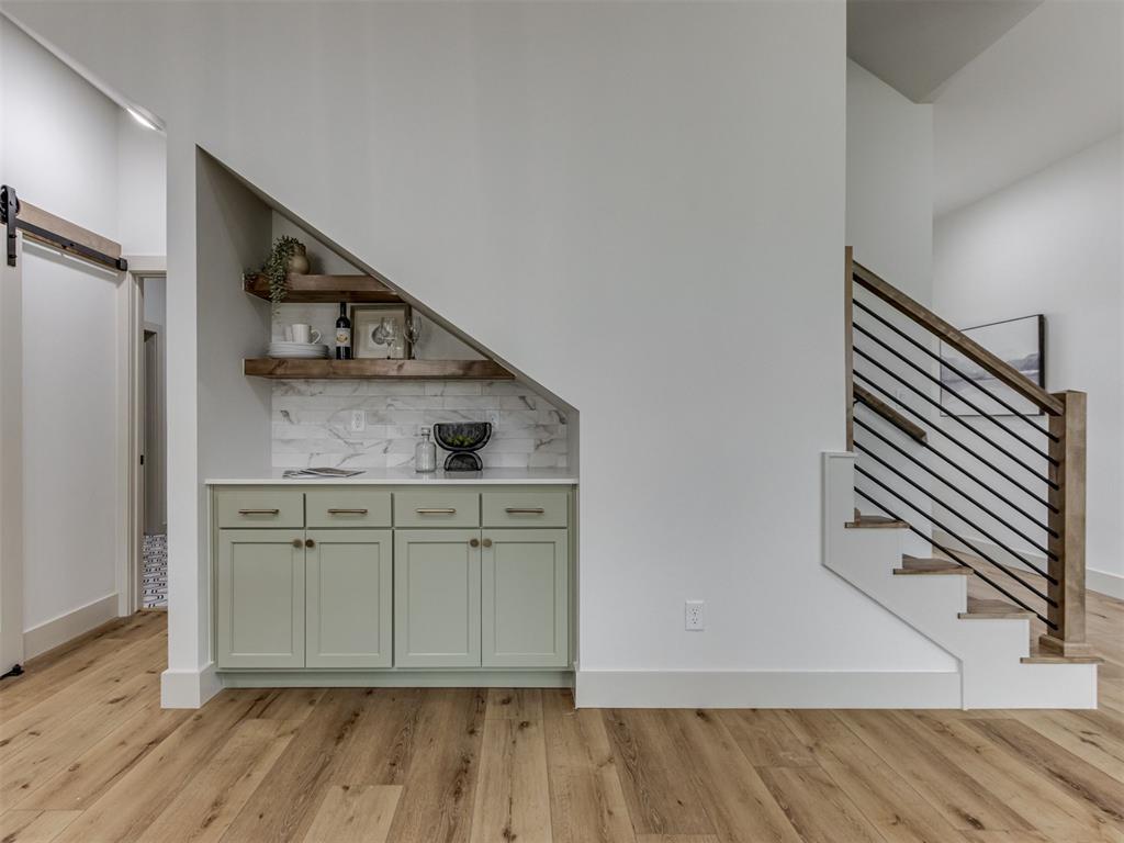 5709 NW 154th Terrace