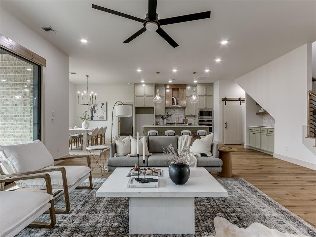 5709 NW 154th Terrace