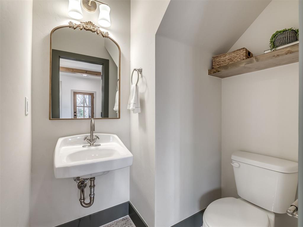 18266 Willowbrooke Court