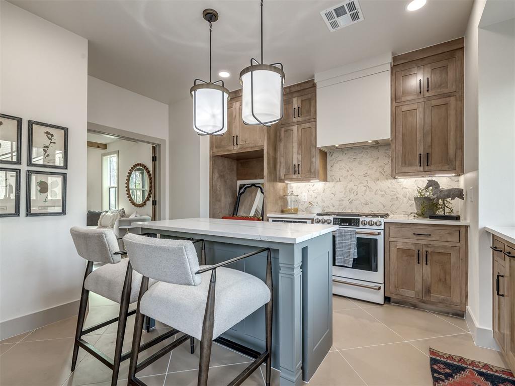 18266 Willowbrooke Court