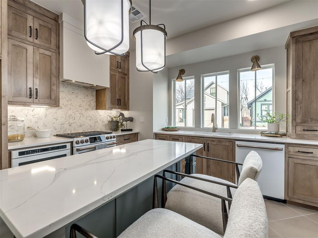 18266 Willowbrooke Court