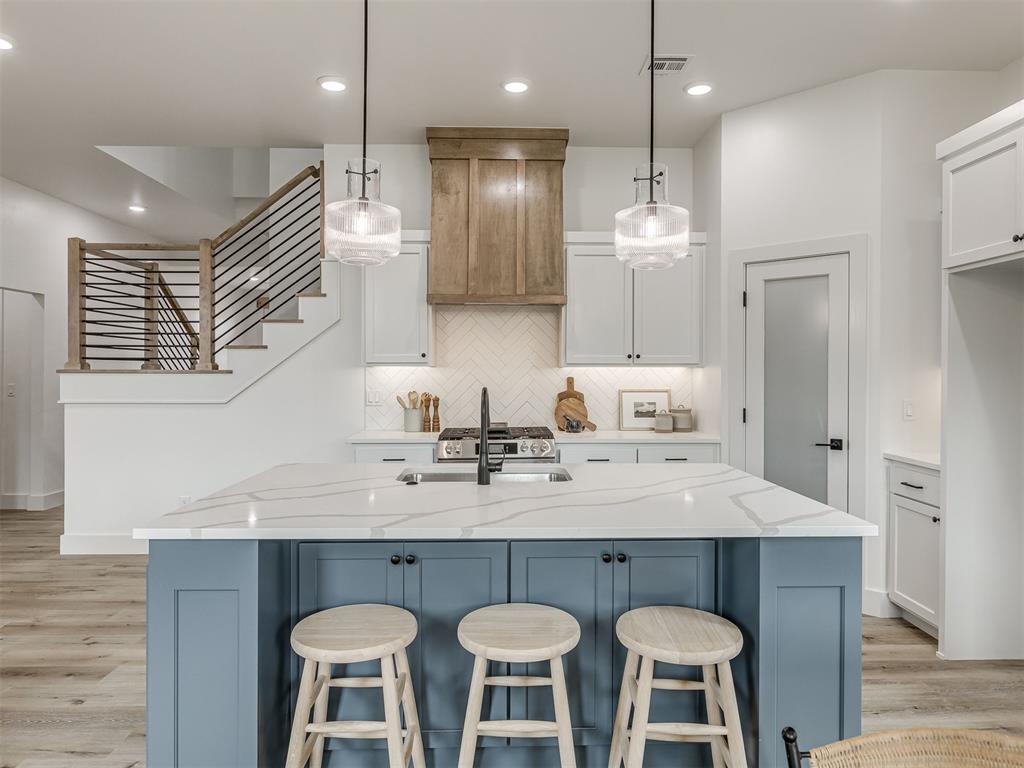 5808 NW 154th Terrace