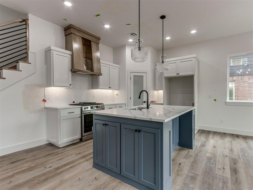 5808 NW 154th Terrace