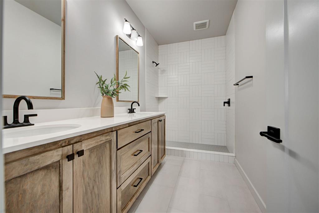 5613 NW 154th Terrace