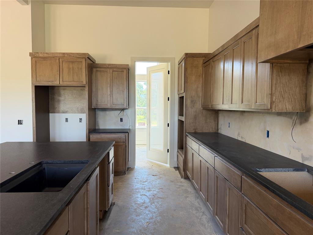 14117 North Ridge Drive