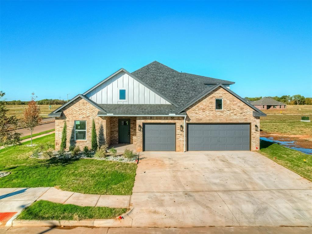 16033 Navarra Way