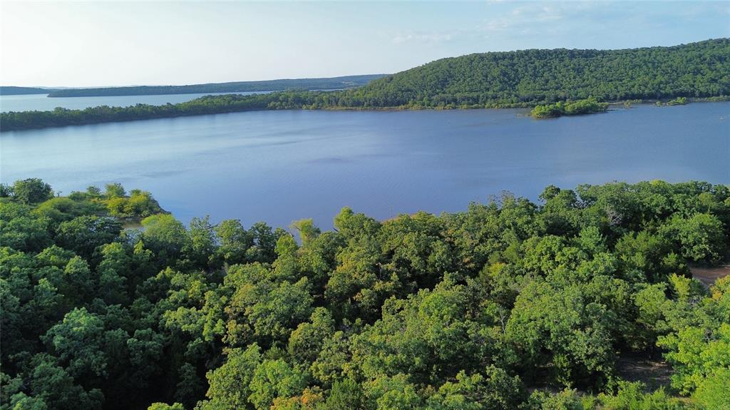570 Lakeridge Trail