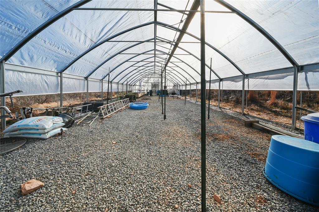 570 Lakeridge Trail