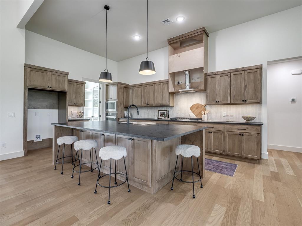 14117 North Ridge Drive