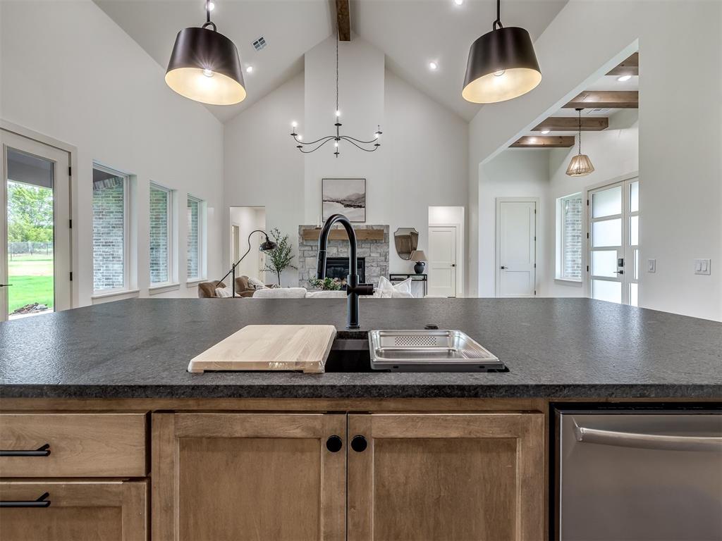 14117 North Ridge Drive