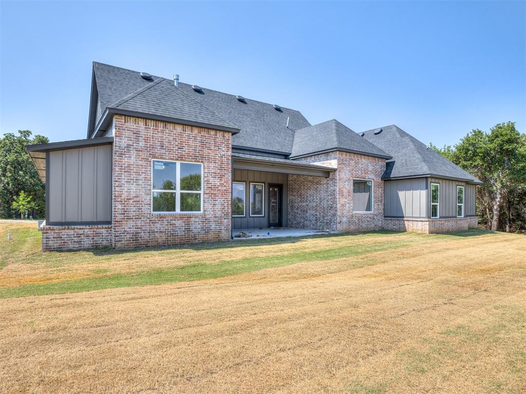 14117 North Ridge Drive
