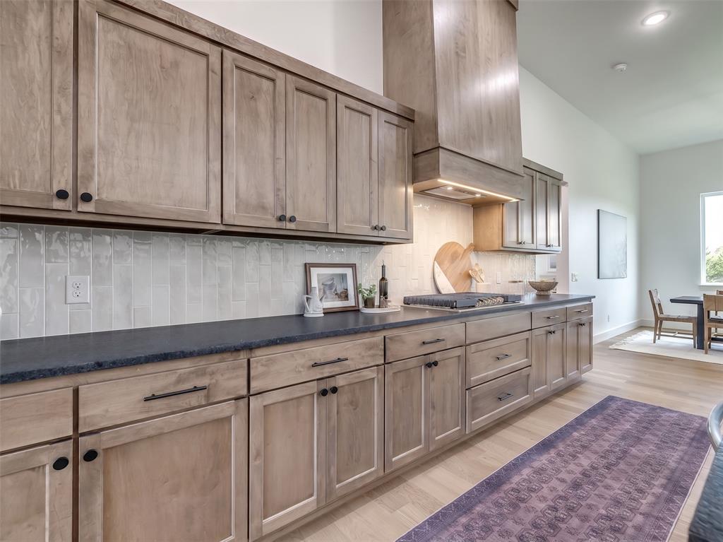 14117 North Ridge Drive