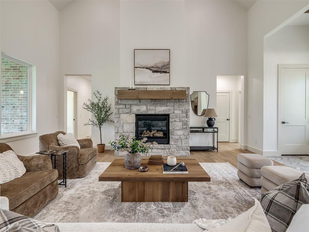 14117 North Ridge Drive