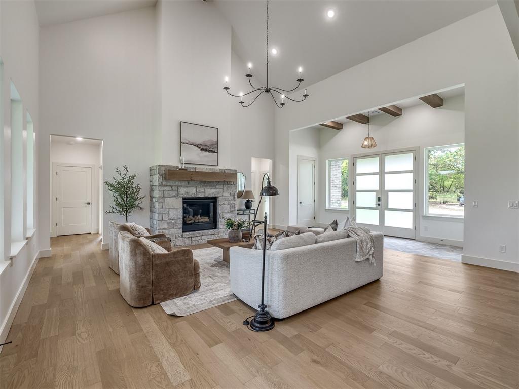 14117 North Ridge Drive