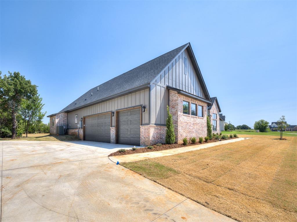 14117 North Ridge Drive
