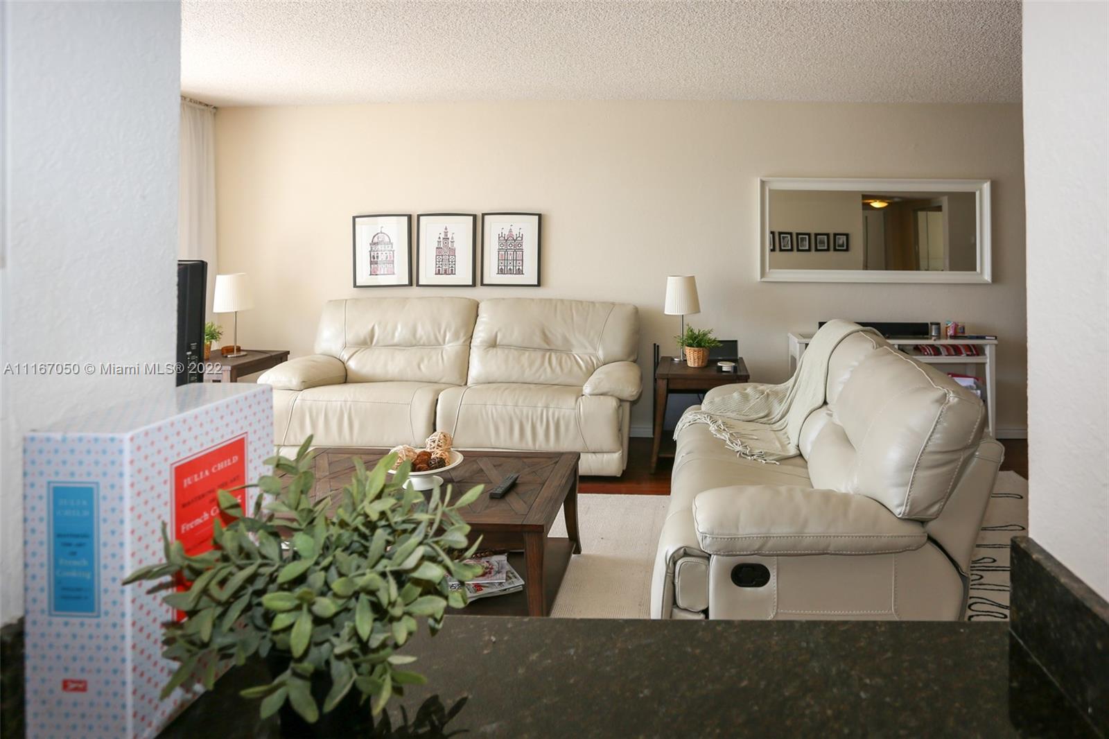 800 Parkview Dr Unit: 518