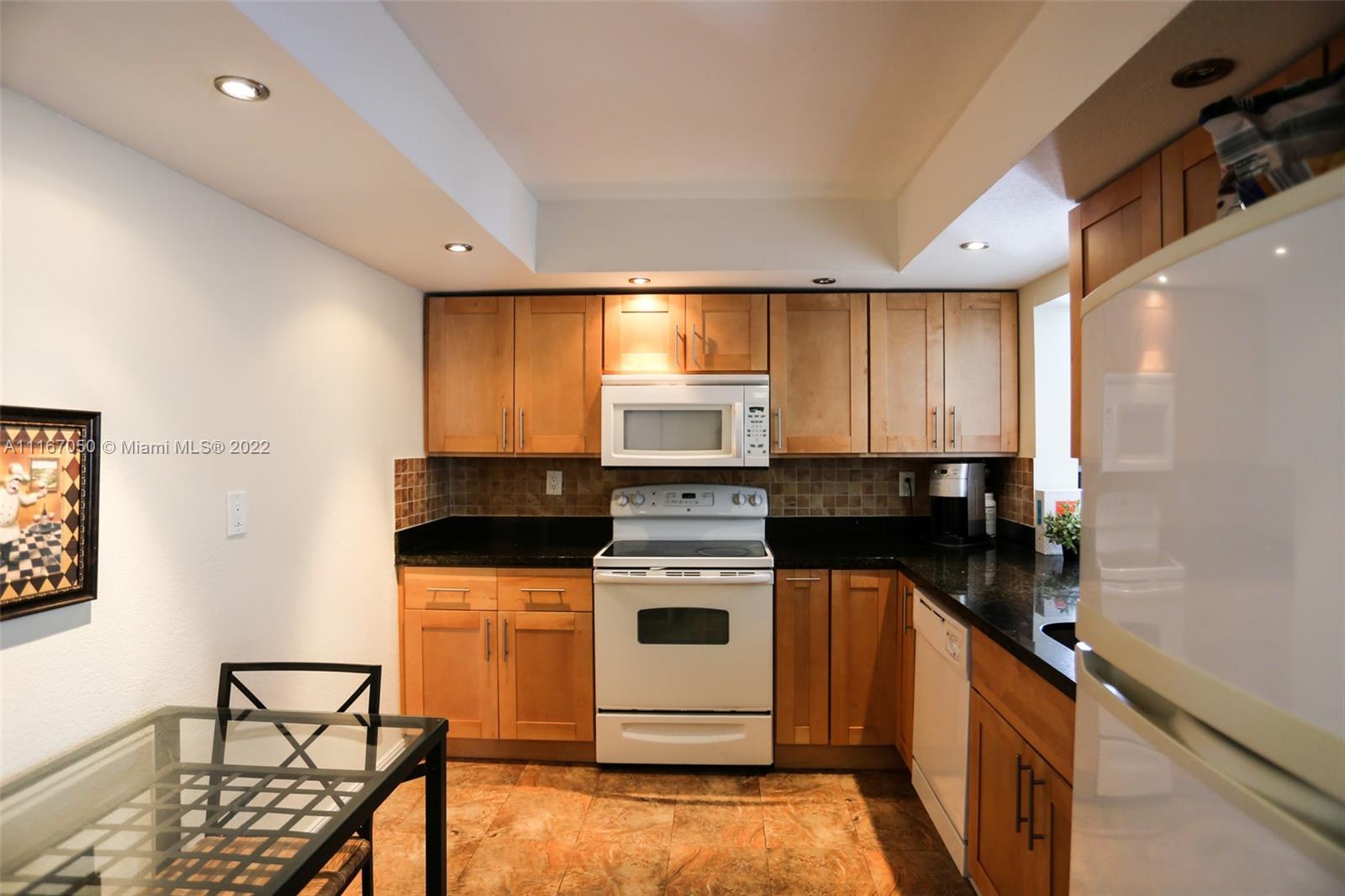 800 Parkview Dr Unit: 518