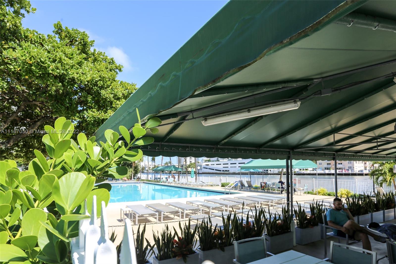 800 Parkview Dr Unit: 518