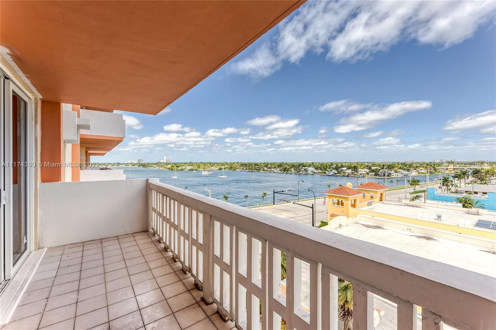 801 S Ocean Dr Unit: 803