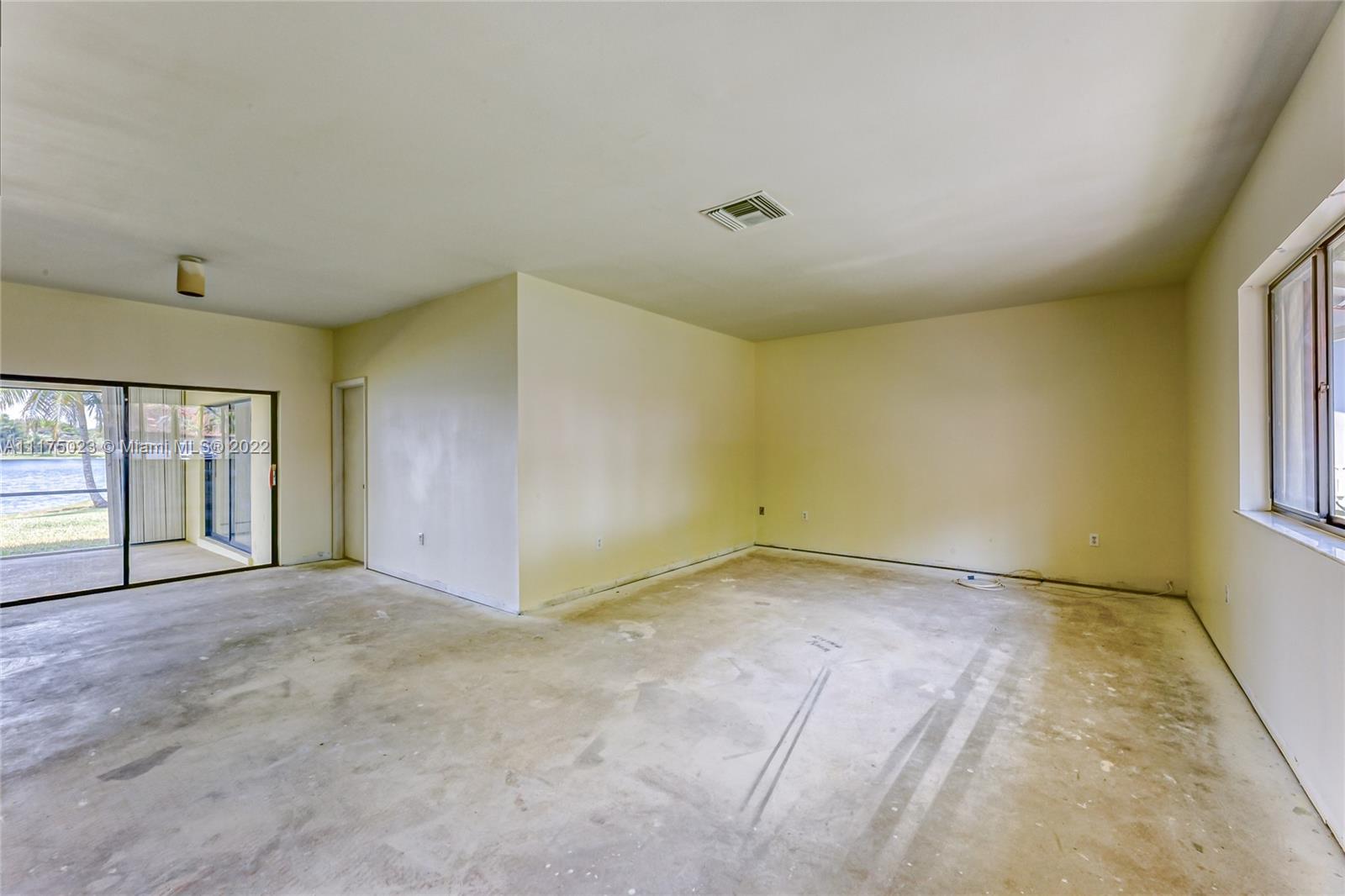 14962 Rednock Ln
