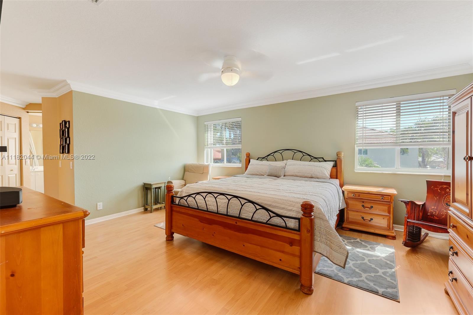 1130 Birchwood Rd