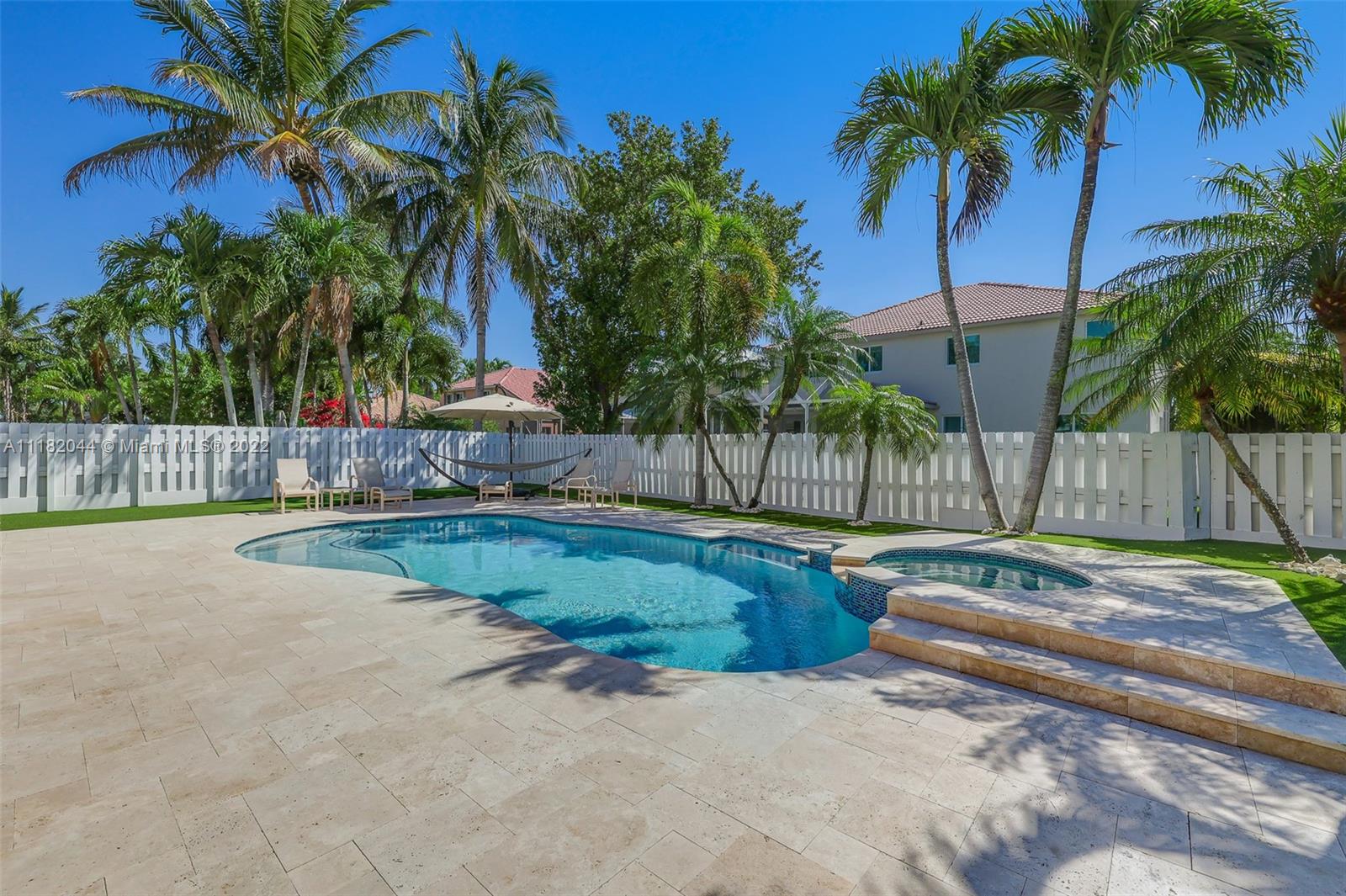1130 Birchwood Rd