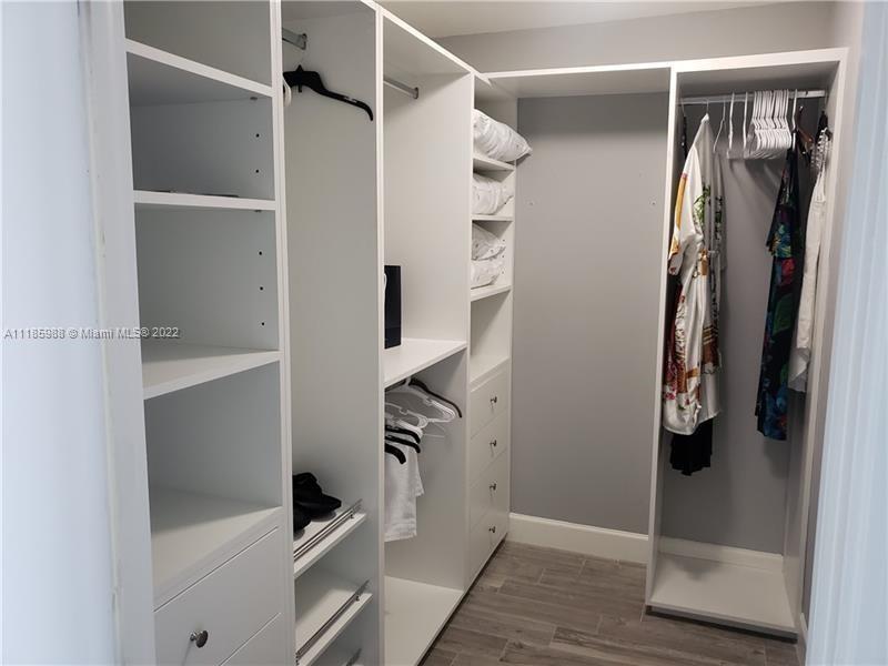 3800 S Ocean Dr Unit: 821