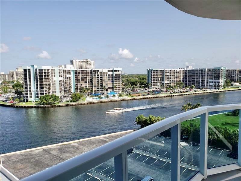 3800 S Ocean Dr Unit: 821
