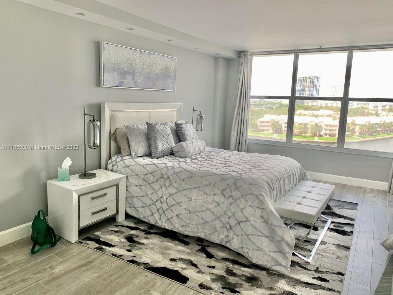 3800 S Ocean Dr Unit: 821