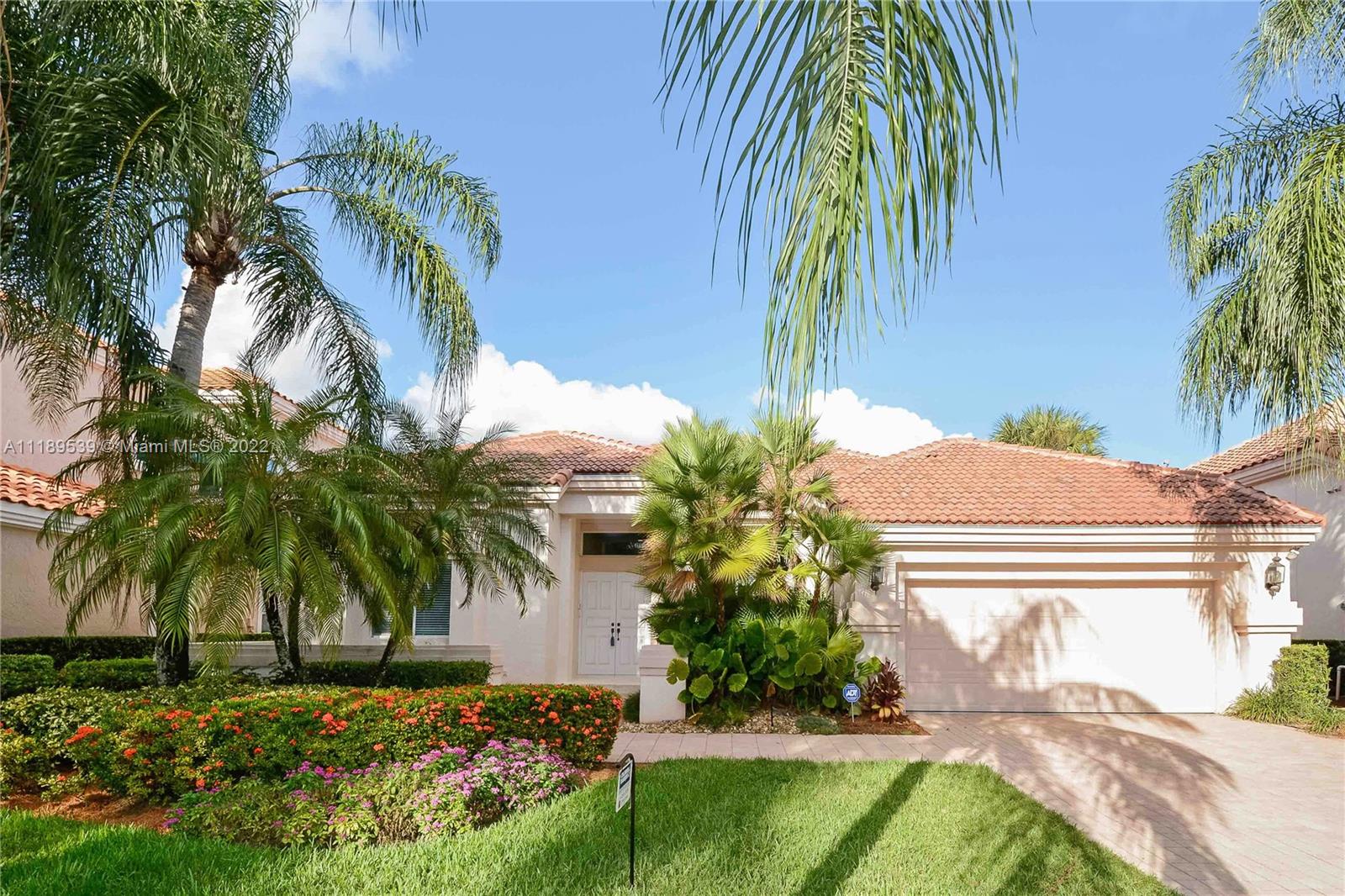 2715 Oakmont Dr