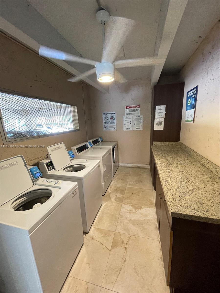 3545 NE 167th St Unit: 202