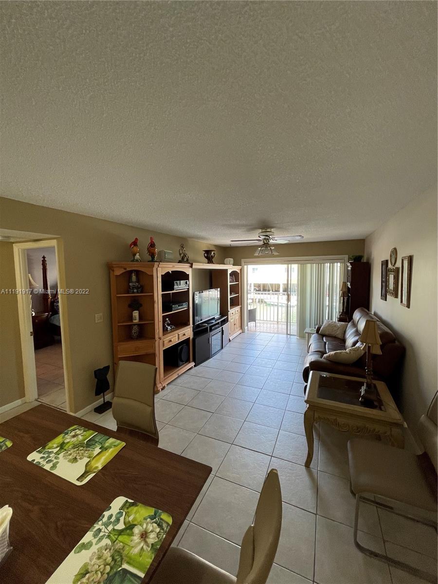 3545 NE 167th St Unit: 202