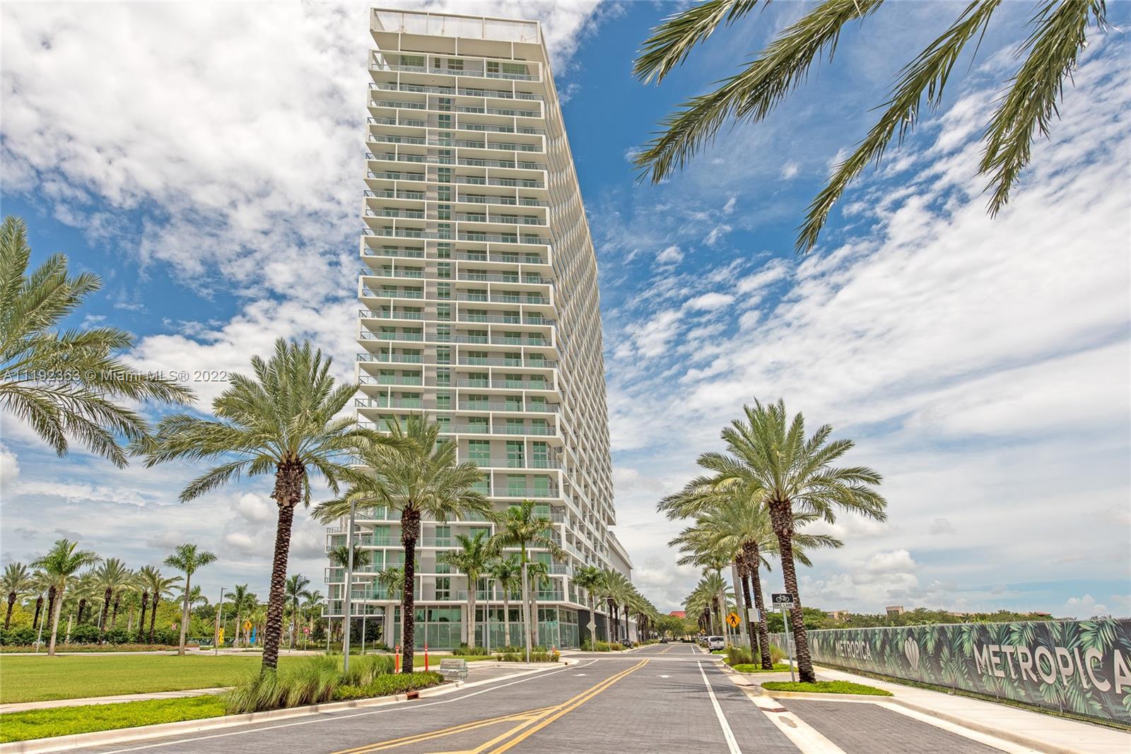 2000 Metropica Way Unit: 508