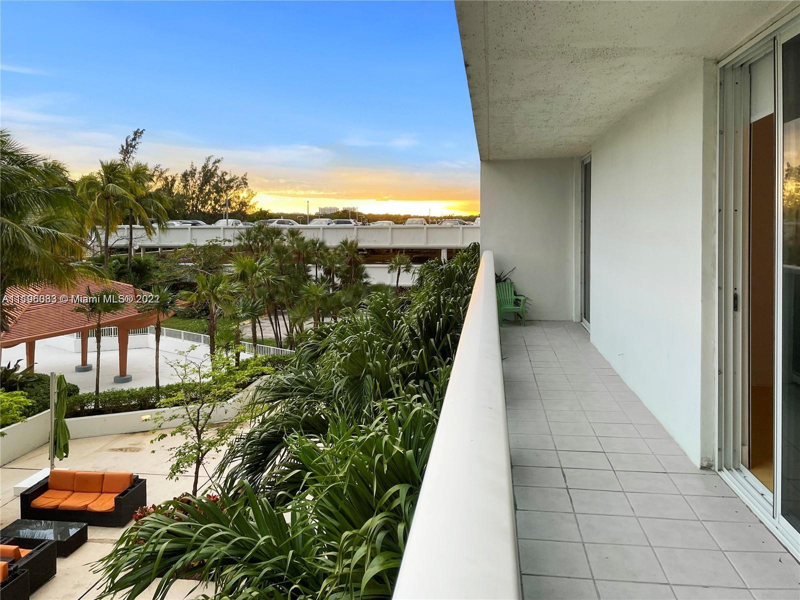 100 Bayview Dr Unit: 224