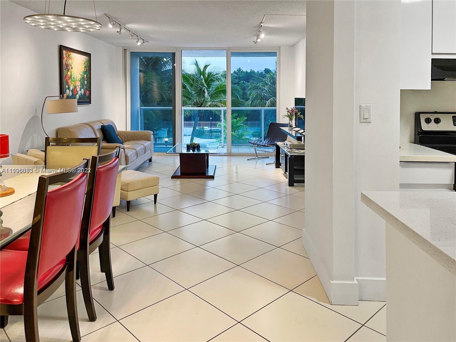100 Bayview Dr Unit: 224