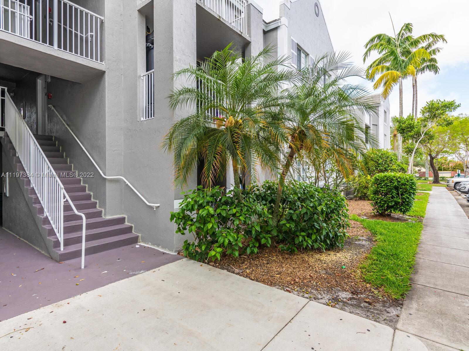 11177 SW 8th St Unit: 106