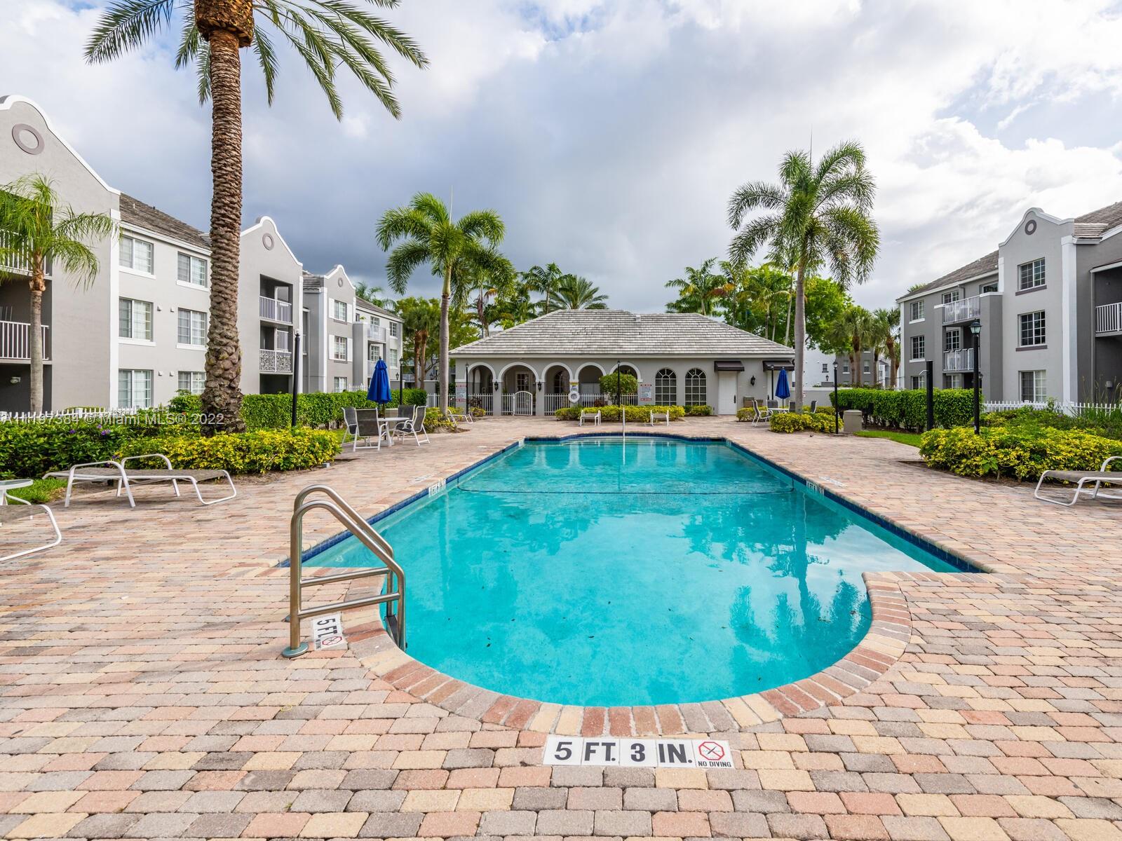 11177 SW 8th St Unit: 106
