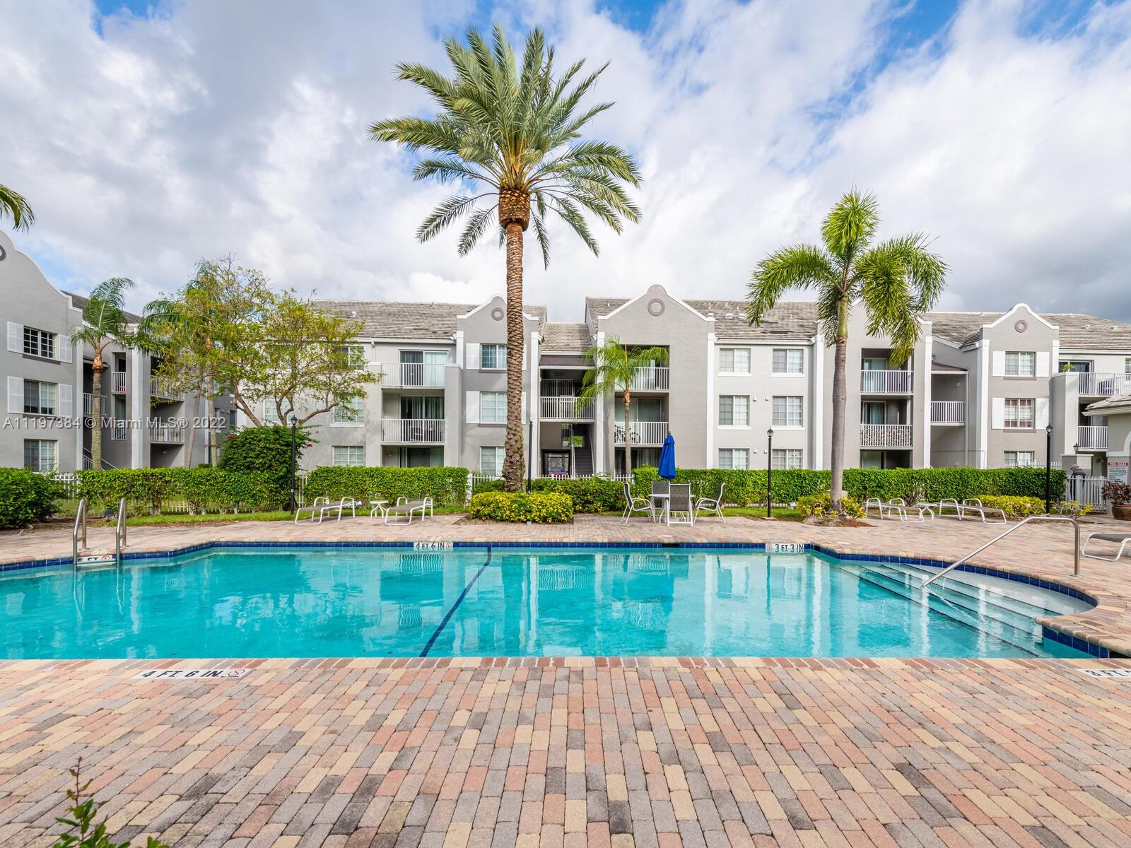 11177 SW 8th St Unit: 106